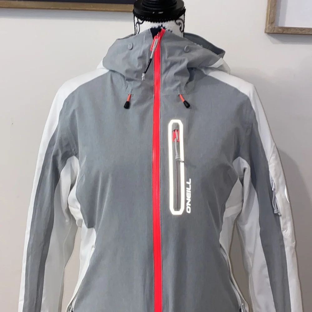 NWT!! O’Neill Women’s Insulated Waterproof Ski Jacket Size Small - Picture 4 of 16